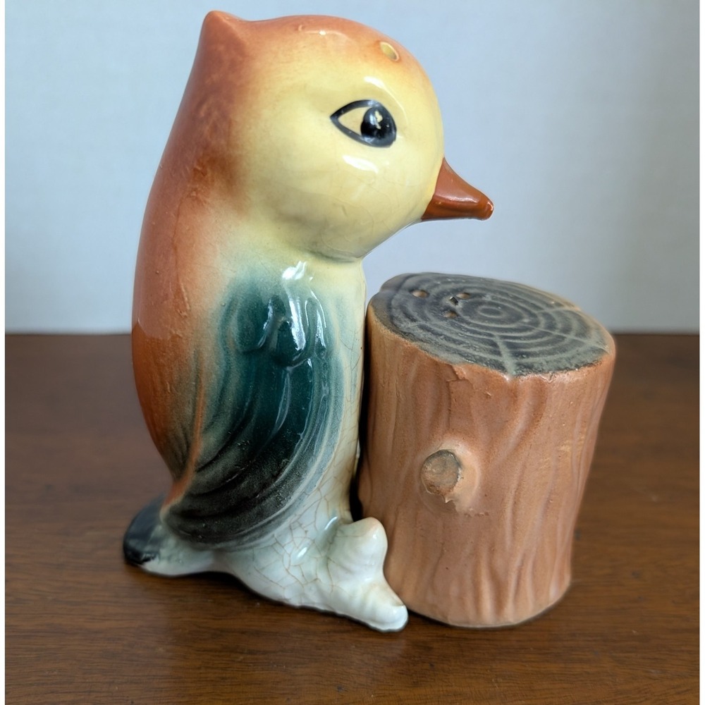 Vintage Bird And Stump Salt & Pepper Shakers. Beautiful Crazing, No Chips.